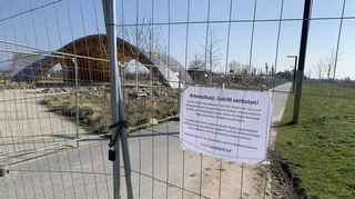 Verriegelter Zugang zur Völklinger Achse auf der Käfertaler Seite.