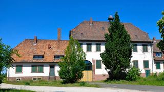 Möglichst bald möchte der Bonhoeffer-Verein seinen Wiesenkindergarten auf dem Hofgut Kirschgartshausen eröffnen. Er wartet auf die Genehmigung.