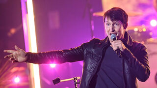 James Blunt tritt während seiner  „Who We Used To Be”-Tour am 18. März in der SAP Arena in Mannheim auf.