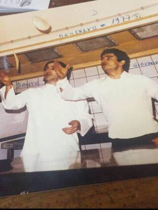 Dante und Giovanni Scurti im Eröffnungsjahr 1976.