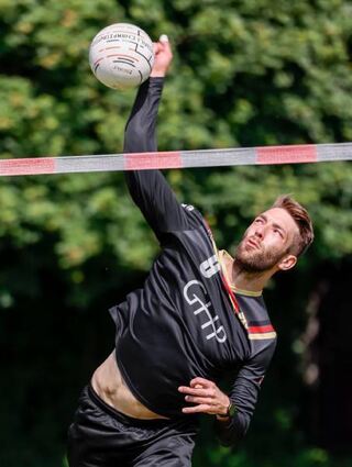 Faustballer Nick Trinemeier.