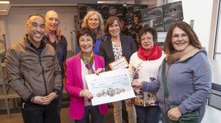 Spende für die Tafel: Abdalla Gdoura (v.l.), Oliver Haberer, Bärbel Schader, Edith Harter, Ute Weber-Schäfer, Edith Held und Gerasimoula Grigoraki.