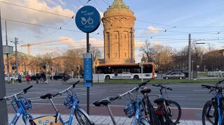 Leihräder am Plankenkopf. Mit 290 000 Euro jährlich fördert die Stadt fortan das System, 50 000 mehr als bisher.
