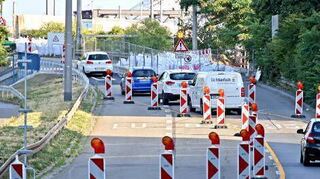 Die Baustelle vor der Adenauer-Brücke ist Geschichte.