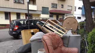 Wilde Abfall- und Sperrmüllberge wie dieser sind in Ludwigshafen keine Seltenheit. Insbesondere der Hemshof (Bild) ist betroffen.