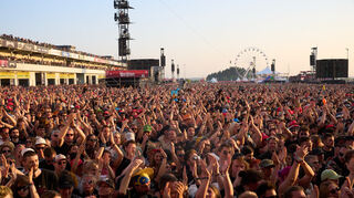 Rock- und Pop-Konzerte kreieren eine lockere und amüsante Atmosphäre. Dennoch gelten dabei eingie Regeln.
