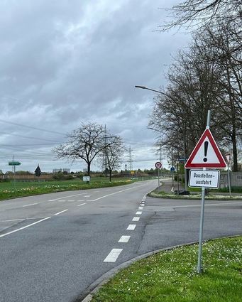Die Wallstadter Straße in Ilvesheim wird wegen Arbeiten an den Stromleitungen gesperrt.