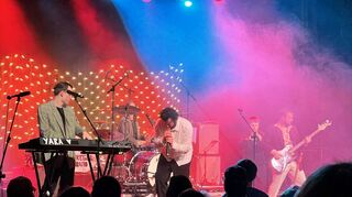 Die energetische Mannheimer Indie-Rock-Band Yara passte perfekt ins Vorprogramm von Gringo Mayer.