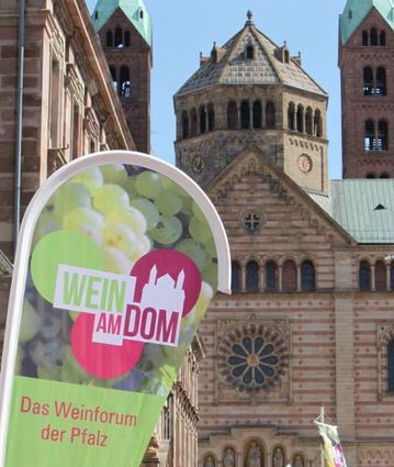 Schauplatz für die Weinmesse ist die Innenstadt mit dem Dom.