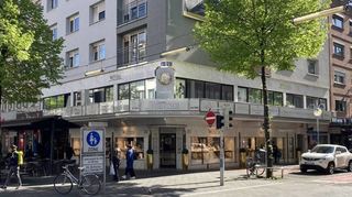 Juwelier Wenthe bleibt noch bis zum Frühjahr 2025 in der Breiten Straße und wechselt nach der Schließung von Wempe auf die Planken.