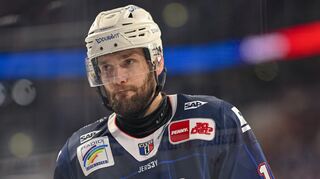 Linden Vey verlässt die Adler Mannheim.