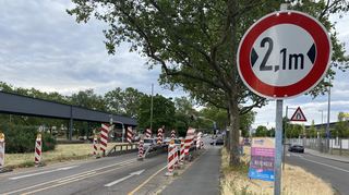 Muss abgerissen werden: die BBC-Brücke in Mannheim.