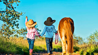 Mit Ponys auf Entdeckungsreise: Naturerlebnisse für die jüngsten Abenteurer.