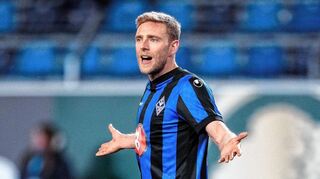 Ungewisse Perspektiven: Waldhofs Laurent Jans beim 1:1 in Verl. Der SVW muss wieder akut um den Klassenerhalt bangen.