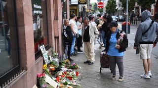 Der Tod von Ante P. hatte bundesweit für Bestürzung und Diskussionen gesorgt. Am Marktplatz hatten viele Menschen Blumen und Kerzen abgelegt.
