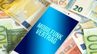 Bevor man sich für einen neuen Handytarif entscheidet, lohnt es sich, den Markt eine Weile zu beobachten. So lassen sich zum Beispiel Aktionsangebote nutzen.