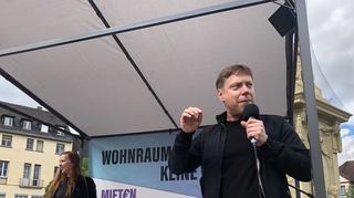 Die Kreissprecherin der Mannheimer Linken, Isabel Fuhrmann (links), mit dem Linken-Co-Chef und Spitzenkandidaten für das Europaparlament, Martin Schirdewan.