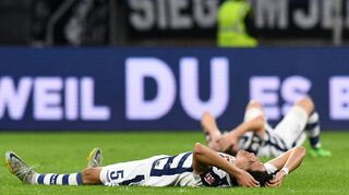 Riesige Enttäuschung bei den Zebras: Nach der 3:5-Niederlage in Lübeck und dem Punktgewinn des SV Waldhof stand der Abstieg fest.