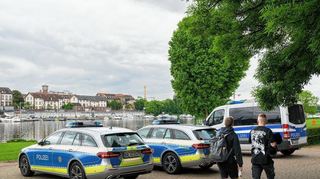 Die Polizei war am Dienstag mit mehreren Einsatzkräften vor Ort.