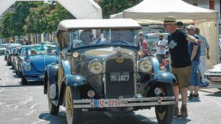 Beim Oldtimertreffen „Rund um den Dom“ war ein Ford Modell A von 1930 das älteste Auto.