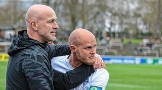 Eine emotionale Zeit mit „Happy End“: Waldhof-Trainer Marco Antwerpen (links) und Kapitän Marcel Seegert nach dem dramatischen 2:1-Sieg bei Borussia Dortmund II Ende März.