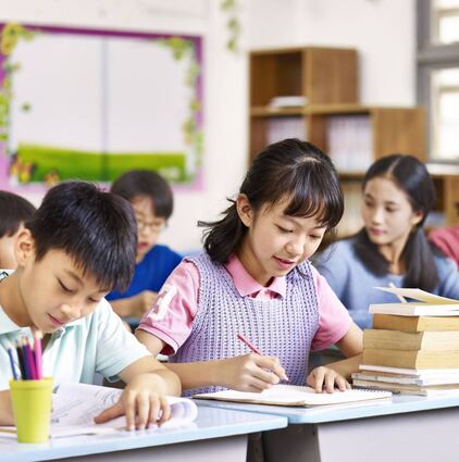 Der Druck auf chinesische Schülerinnen und Schüler ist groß.