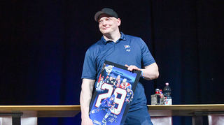 Mannheims Denis Reul beim Saisonabschluss der Adler Mannheim.