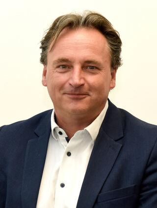 Claus Preißler (54) ist seit 2005 Beauftragter für Integration und Migration der Stadt Mannheim und war nach dem Studium u.a. als Kritiker dieser Redaktion tätig.