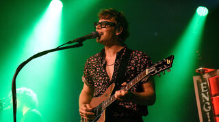 Thematisch ging es bei Engin in der AFW in den durchweg aus dem Türkischen gecoverten Stücken um Sehnsucht, Liebe, Heimat und Entwurzelung.