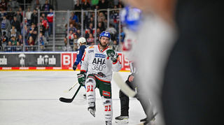 In der vergangenen Saison trug Luke Esposito noch das Trikot der Augsburger Panther, in der neuen Spielzeit stürmt der Amerikaner für die Adler Mannheim.