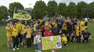 Beim VfB Gartenstadt lebt der Traum von der Landesliga. Die „Gelben Bären“ sicherten sich den zweiten Platz in der Fußball-Kreisliga.