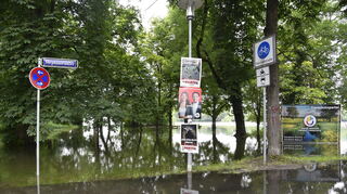 Das Hochwasser am Stephanienufer am Mannheimer Rhein.