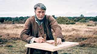 Will die jütländische Heide urbar machen: Mads Mikkelsen als Ludvig Kahlen in dem Film „King’s Land“.
