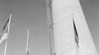 Richtfest vor 50 Jahren am Fernmeldeturm, am Rednerpult Oberbürgermeister Ludwig Ratzel.