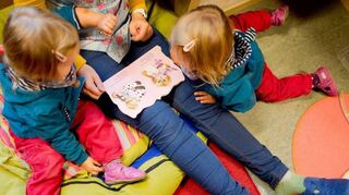 Die Kleinsten brauchen eine besonders intensive Betreuung. In Bürstadt steigen ab Sommer die Kosten vor allem für Krippenplätze.