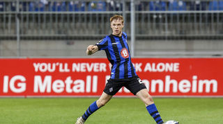 Luca Bolay (#25, SV Waldhof Mannheim) beim Spiel in der 3. Liga SV Waldhof Mannheim - Arminia Bielefeld.