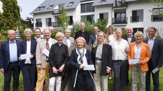 Sie dankten stellvertretend in Ilvesheim für Spenden der Heinrich-Vetter-Stiftung, ganz links Stiftungsvorsitzender Peter Frankenberg.