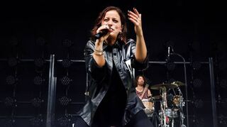 Liebt die Bühne: Silbermond-Frontfrau Stefanie Kloß gibt beim Konzert im Rahmen des Zeltfestivals alles.