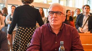 Reinhold Götz am Abend der Kommunalwahl im Stadthaus. Die SPD wurde nur drittstärkste Kraft und verlor im Vergleich zu 2019 einen Sitz.