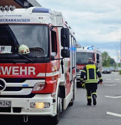 Die Feuerwehr Edingen-Neckarhausen unterstützte den Rettungsdienst.