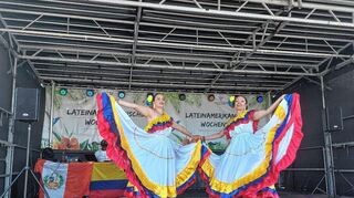 Energiegeladene Zumba-Sessions und feurige Salsa-Tanzkurse: Das Lateinamerikanische Wochenende bietet ein buntes Programm.