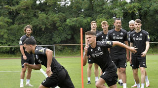 Der SV Sandhausen startet Anfang August in seine zweite Saison in der 3. Fußball-Liga. Der direkte Wiederaufstieg ist in der vorangegangenen Spielzeit gescheitert.