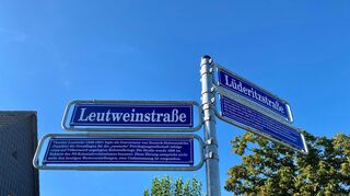Diese Namen in Mannheim-Rheinau gehören bald der Vergangenheit an.