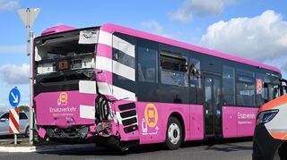 Der Linienbus war als Ersatzbus für die Riedbahnsperrung unterwegs.