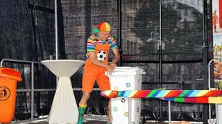 Ein besonderes Schmankerl für die Kinder war das kleine Mülltheaterstück von Herrn Stinknicht (Patrick Strohm).