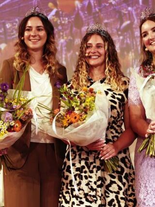Nach der Wahl: Sofia (v. l.) mit Hoheiten Lucia und Verena.