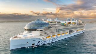 Mehr Kreuzfahrt geht derzeit nicht: Die „Icon of the Seas“ ist das größte Kreuzfahrtschiff der Welt für bis zu 7600 Gäste und 2350 Besatzungsmitglieder.