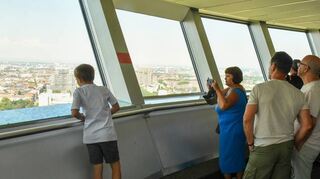 Sehr gefragt: Führung auf Aussichtsplattform vom Fernmeldeturm.