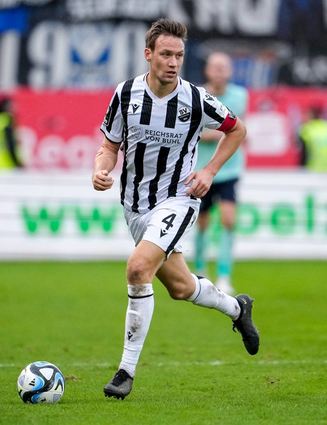 Im abgelaufenen Jahr noch als Kapitän auf dem Platz, ist Tim Knipping beim SV Sandhausen inzwischen aufs Abstellgleis geraten.