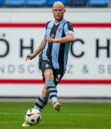 Kapitän, Publikumsliebling, Identifikationsfigur: Innenverteidiger Marcel Seegert ist aus dem Team des SV Waldhof nicht mehr wegzudenken. Für die neue Saison hat sich der 30-Jährige viel vorgenommen.